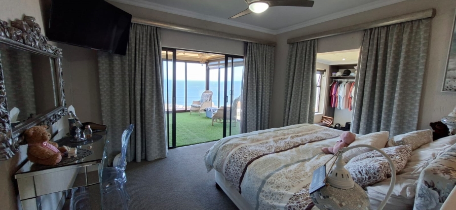  Bedroom Property for Sale in Dana Bay Western Cape